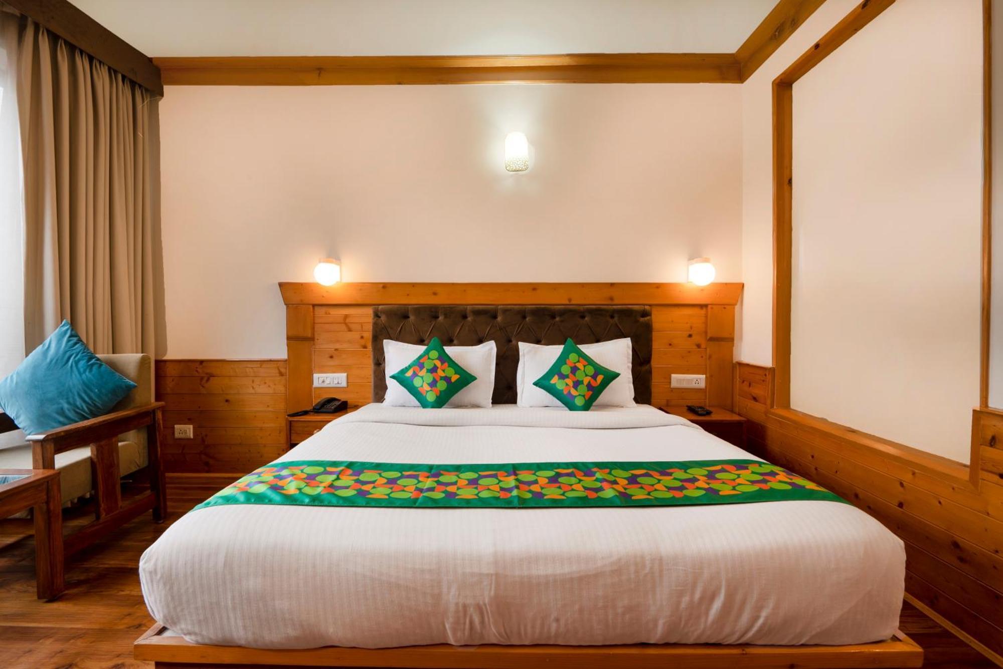 Hotel Treebo Premium Sattva With Mountain View Manāli Exterior foto