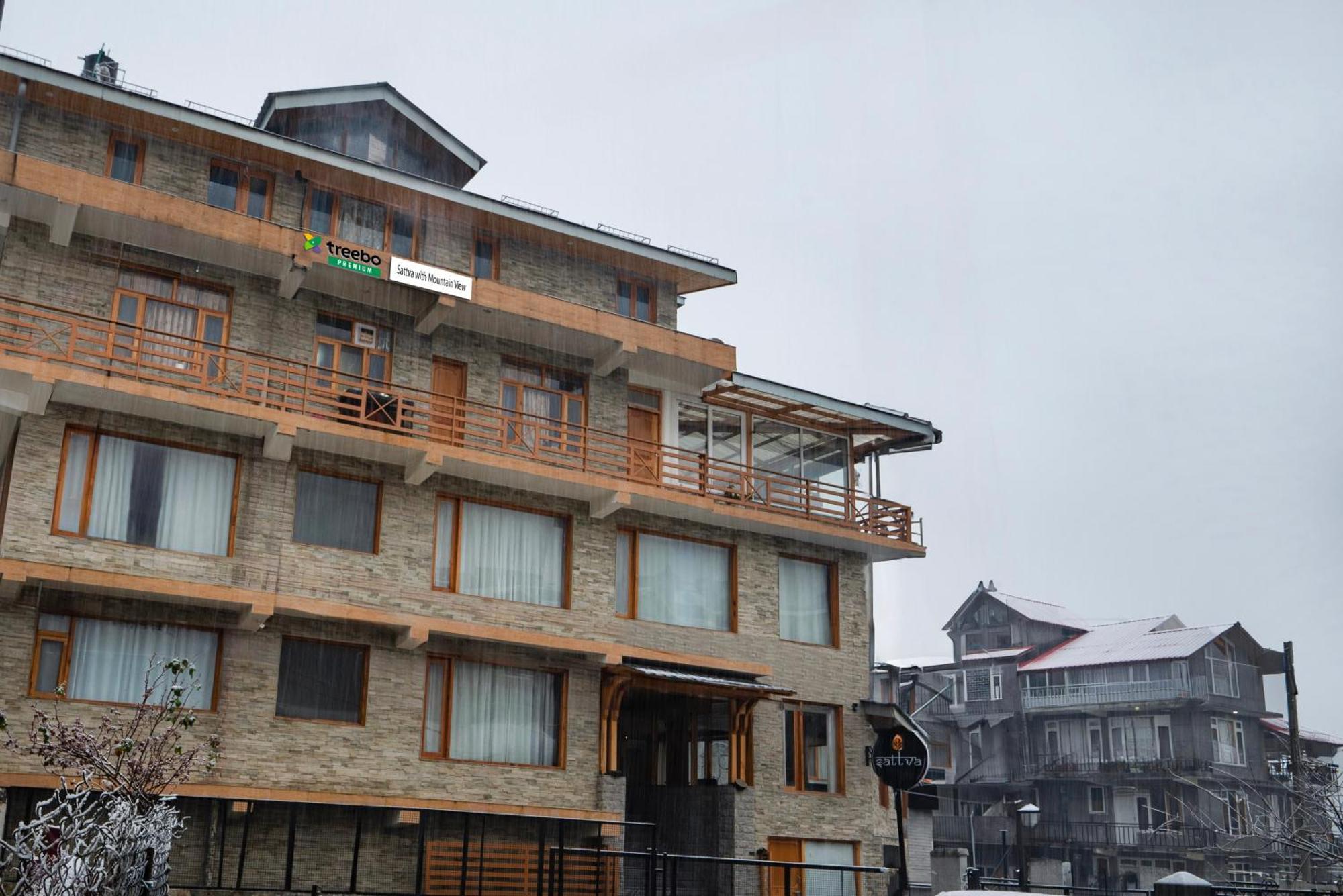 Hotel Treebo Premium Sattva With Mountain View Manāli Exterior foto